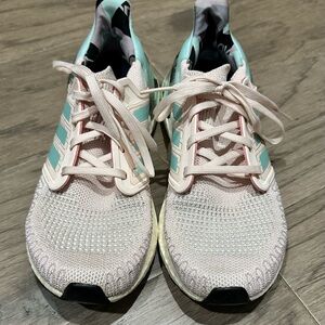 Adidas Ultraboost Primeblue Women’s Shoes